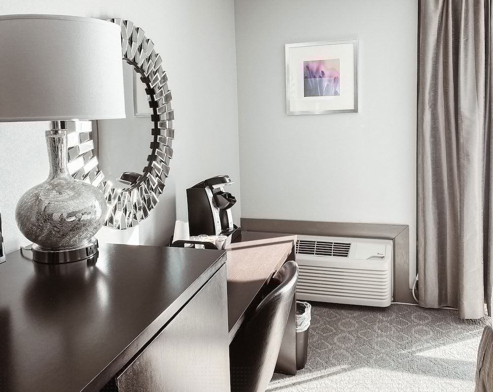 Crowne Plaza Chicago Sw Burr Ridge 59/59