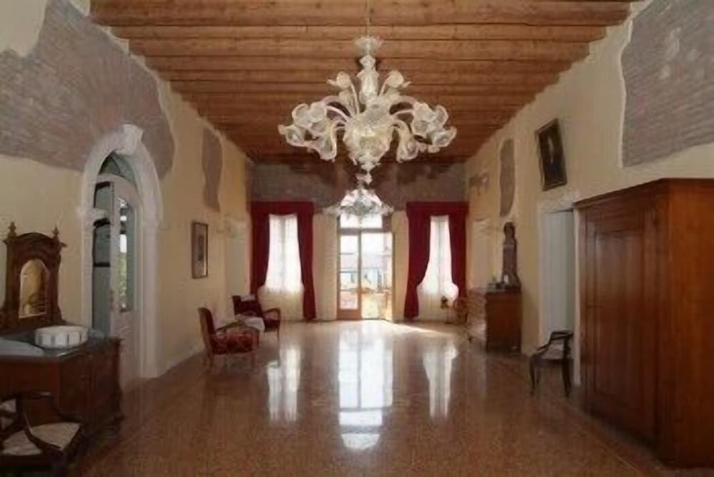 Villa Bongiovanni 32/44
