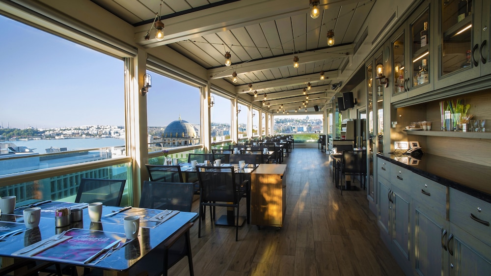 Port Bosphorus Hotel 45/51