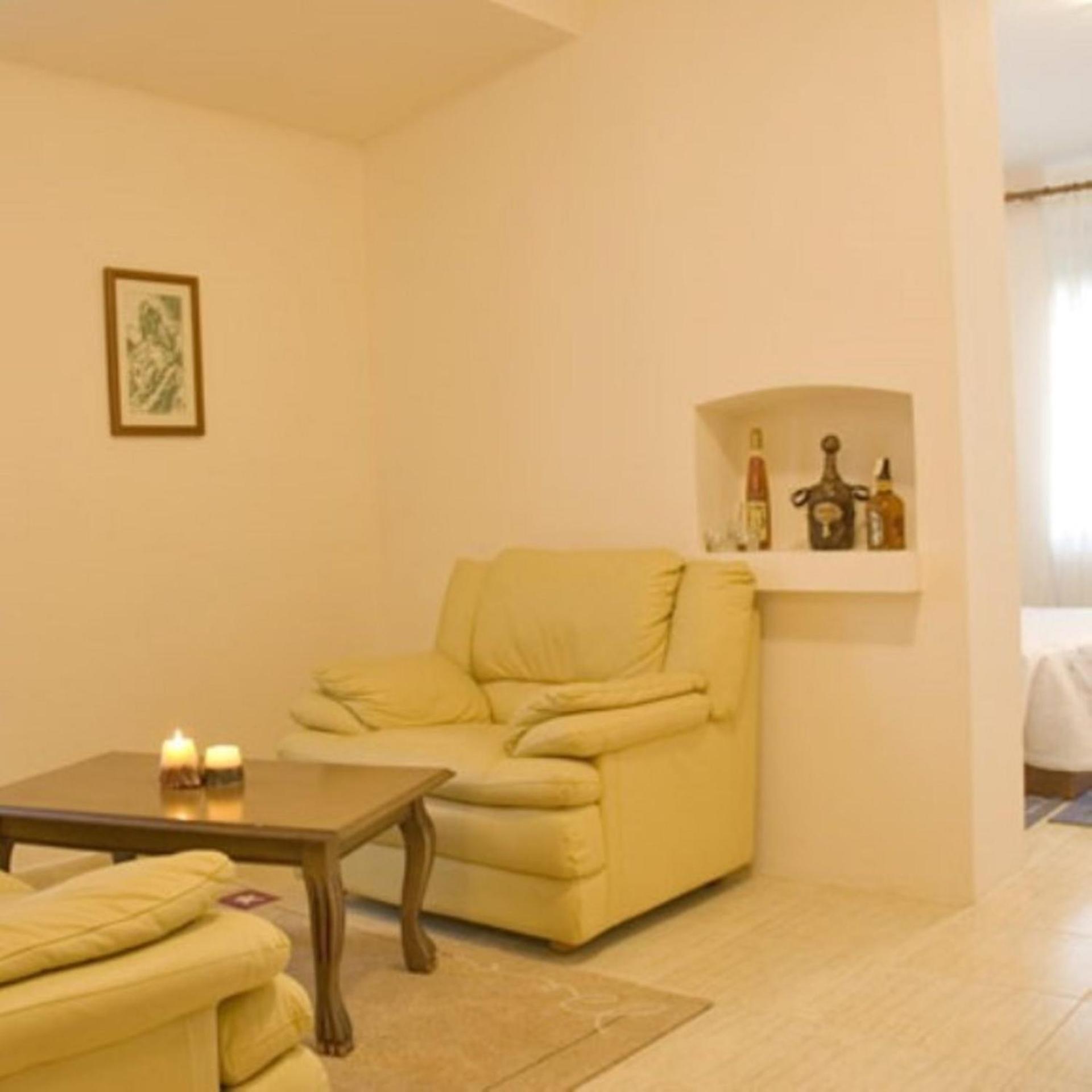 Akropoli Hotel 21/29