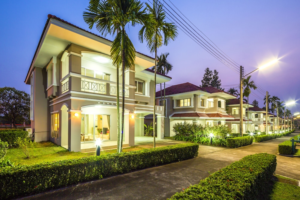 Pattana Golf Club And Resort 1/50