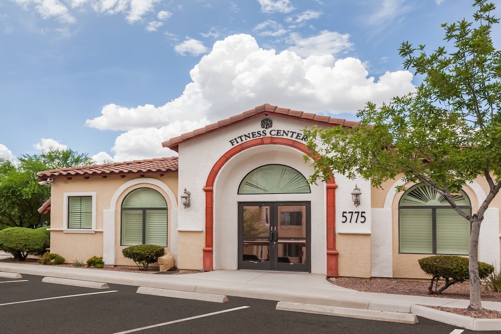 Wyndham Green Valley Canoa Ranch Resort 2/47