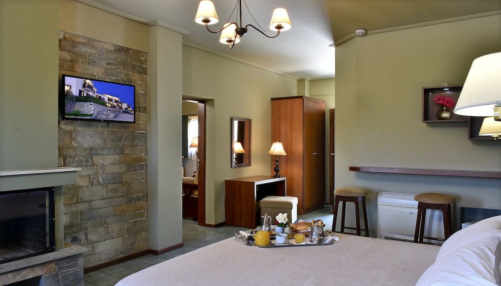 Pelion Resort 52/78