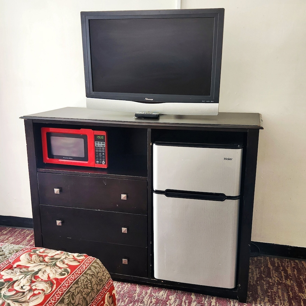 Budget Inn 1/17