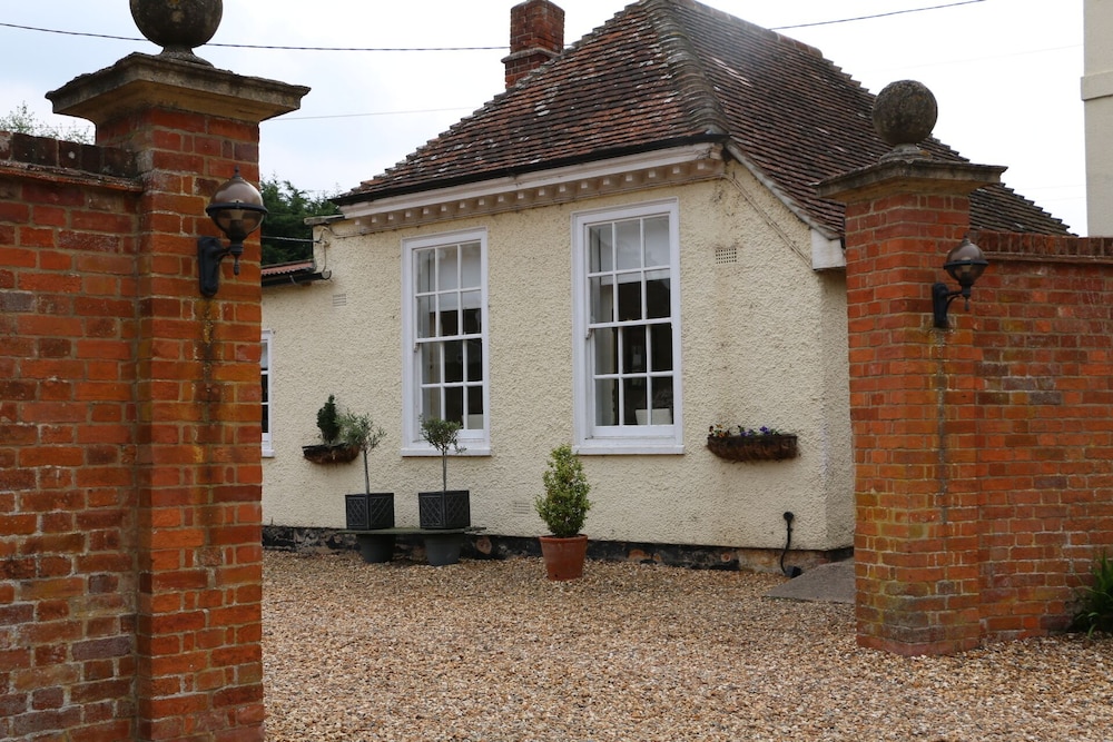 Prince Hill House 2/43