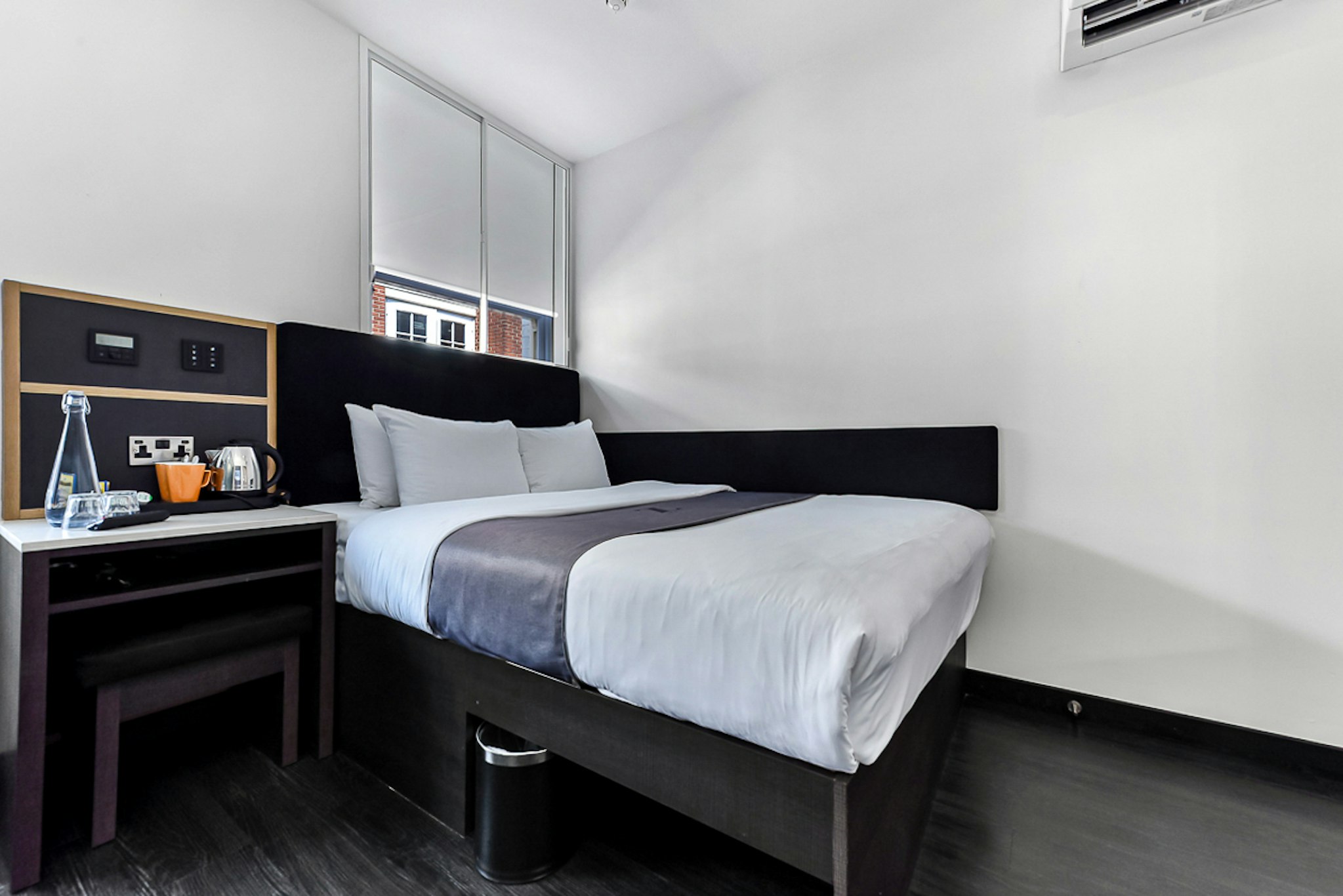 The Z Hotel Strand 13/25