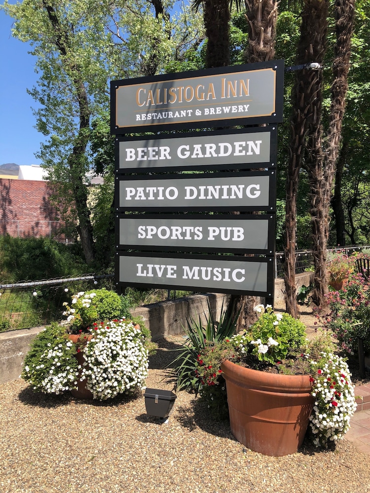 Calistoga Inn Restaurant And Brewery 3/69