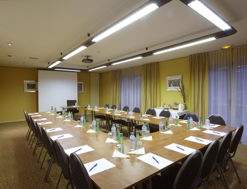Residence Inn by Marriott Paris Didot Montparnasse 41/50