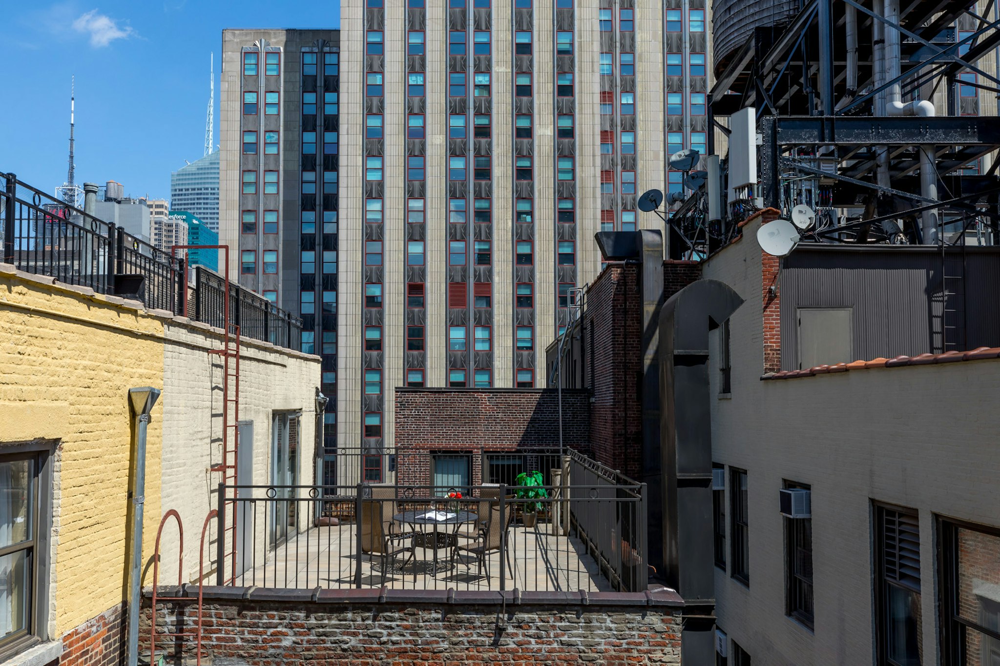 The Hotel at Fifth Avenue 26/29