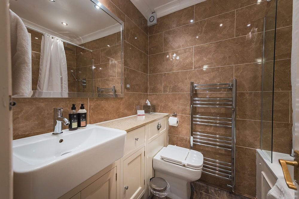 1 BEDROOM, FAMILY, APARTMENT, KITCHEN