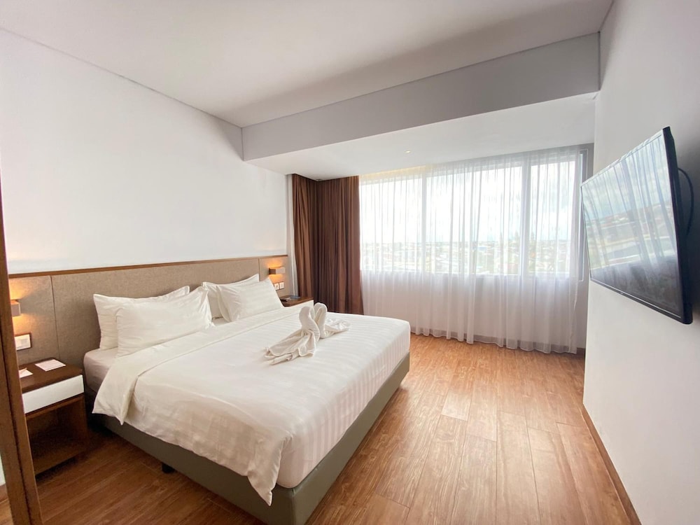 Grand Zuri Ketapang 26/58