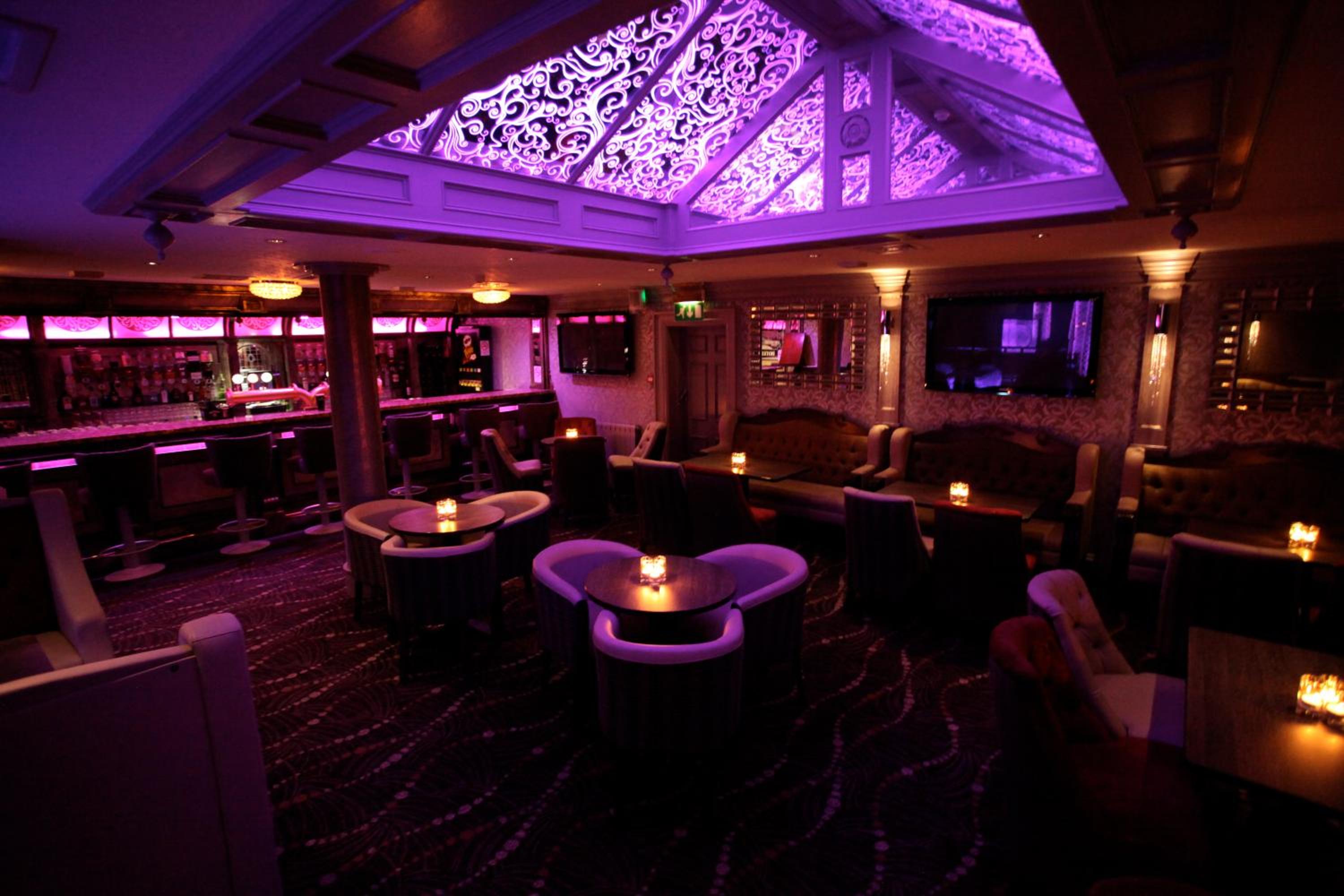 Greenvale Hotel & Restaurant 55/59