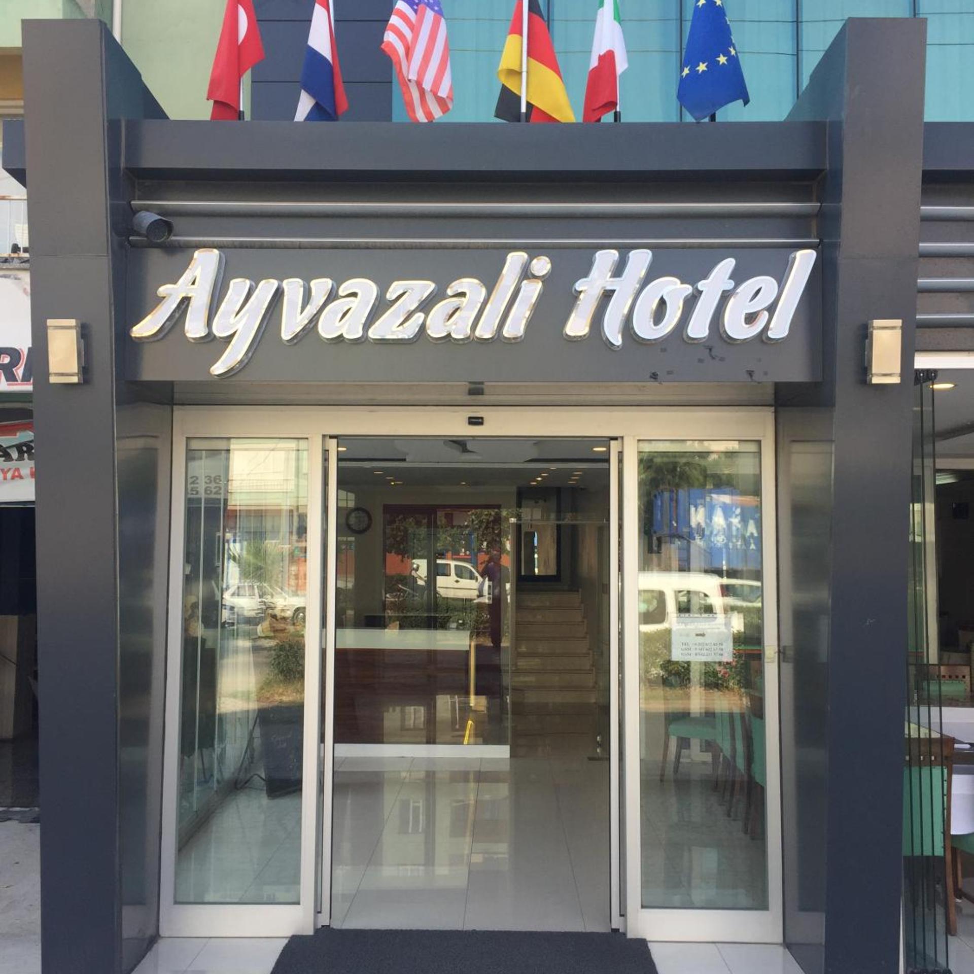 Efsane Hotel 2/48