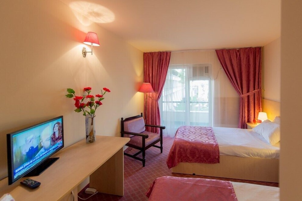 HOTEL VOILA 24/33
