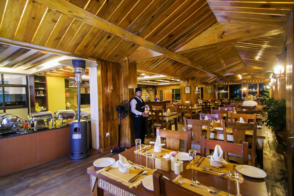 Kuti Resort And Spa 50/65