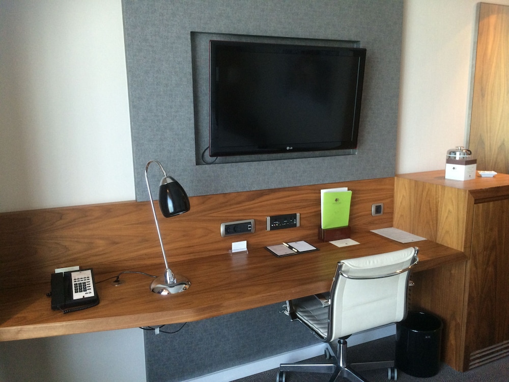 Doubletree By Hilton Zagreb 43/46