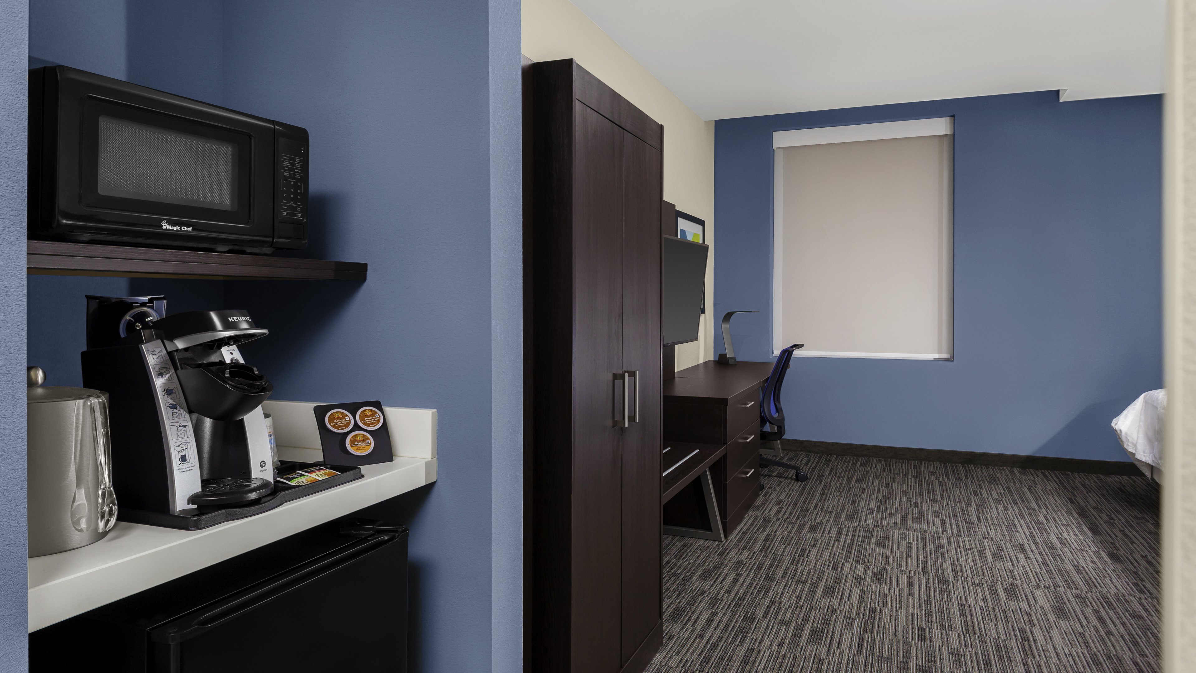 HOLIDAY INN EXPRESS KANSAS CITY DOWNTOWN 42/72