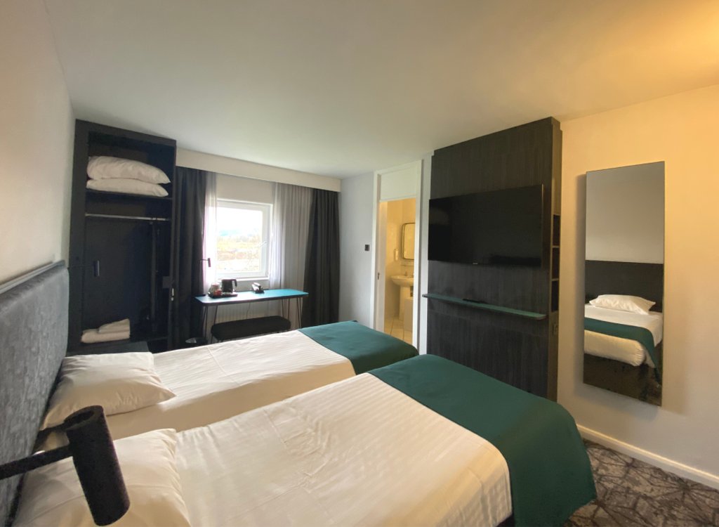 Normandy Hotel 23/56