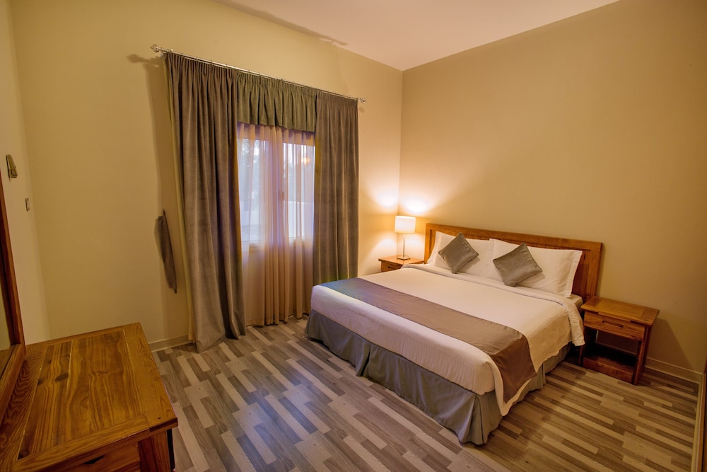 Copthorne Al Jahra Hotel & Resort 21/76