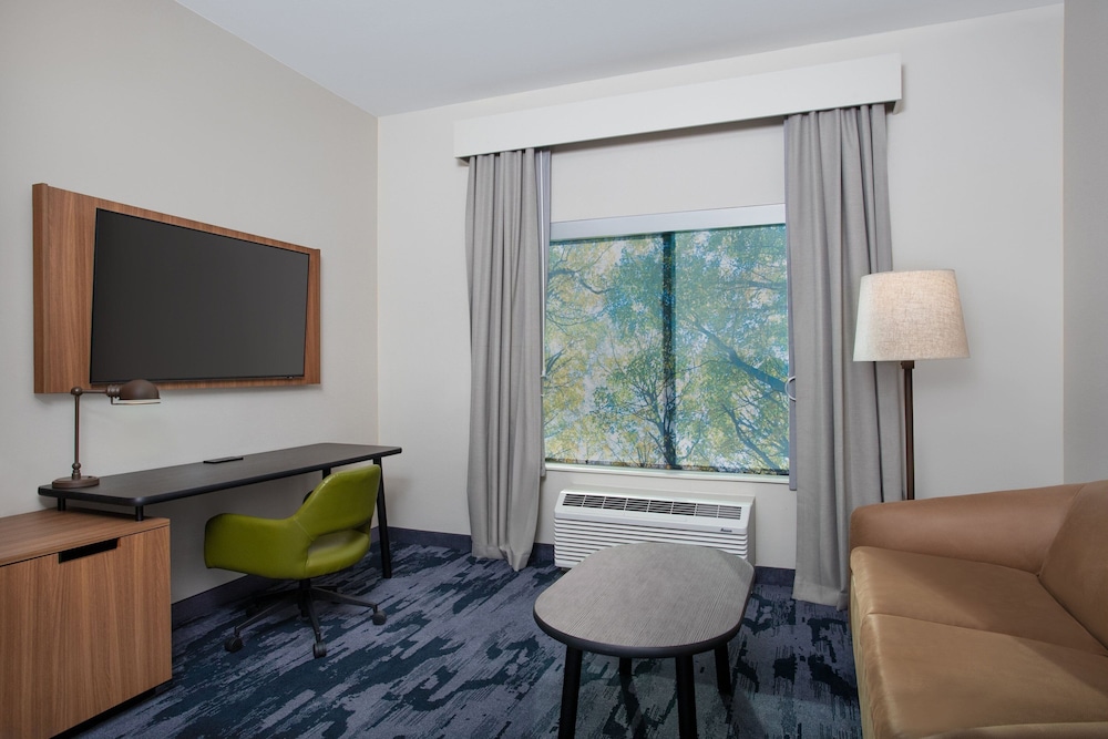 Fairfield by Marriott Inn & Suites Indianapolis Plainfield 25/31