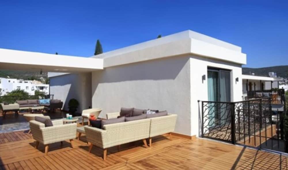 Eskiceshme - Adults Only 19/24