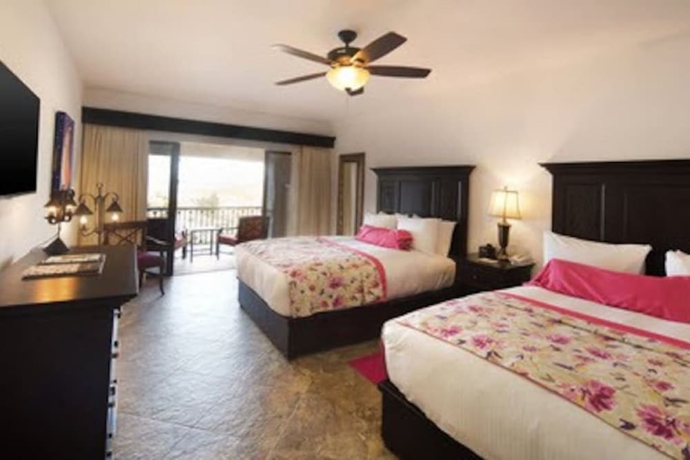 2 Bd Family Suite At Cabo San Lucas 6/50