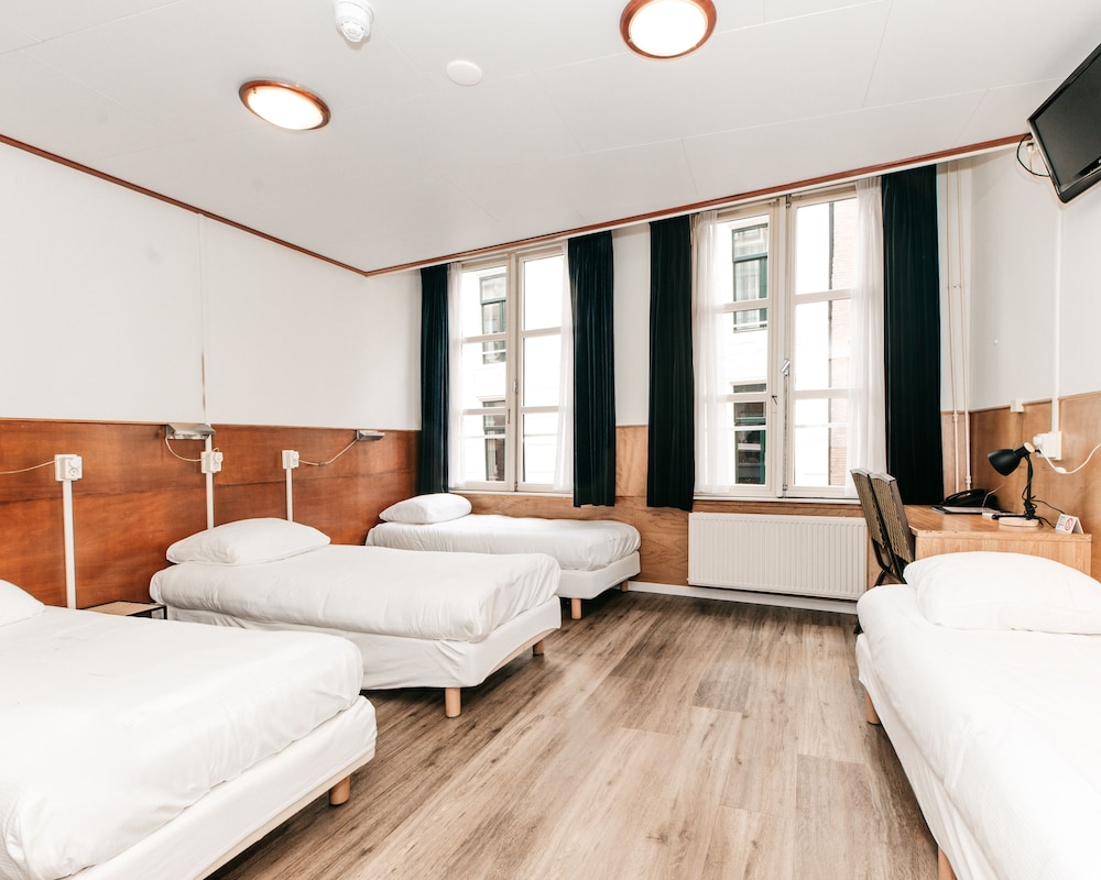 Hotel van Gelder 22/64