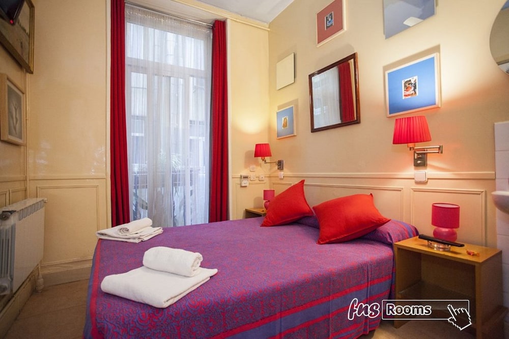 Hostal La Fontana 19/65