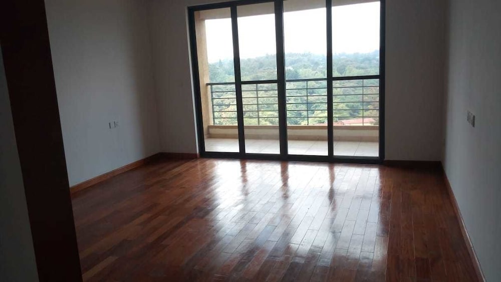 Kileleshwa Lux Condo 6/12