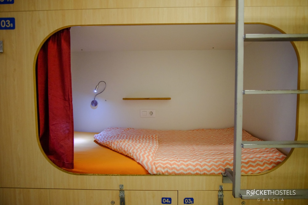 Rocket Hostels Gracia 9/36