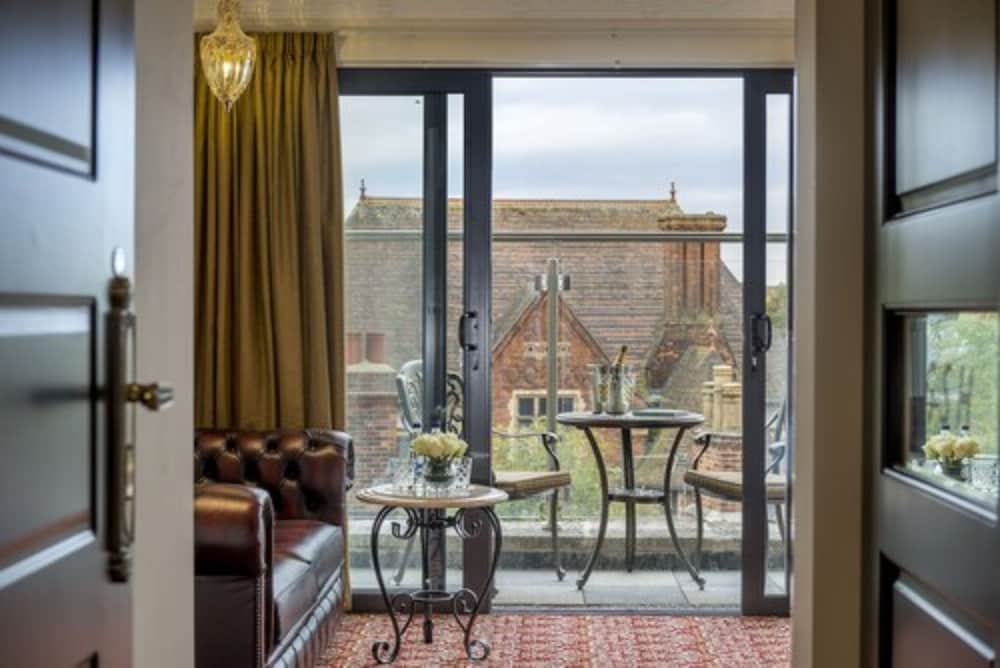 George Street Hotel 39/49
