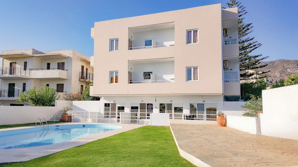 Mastorakis Hotel 65/69