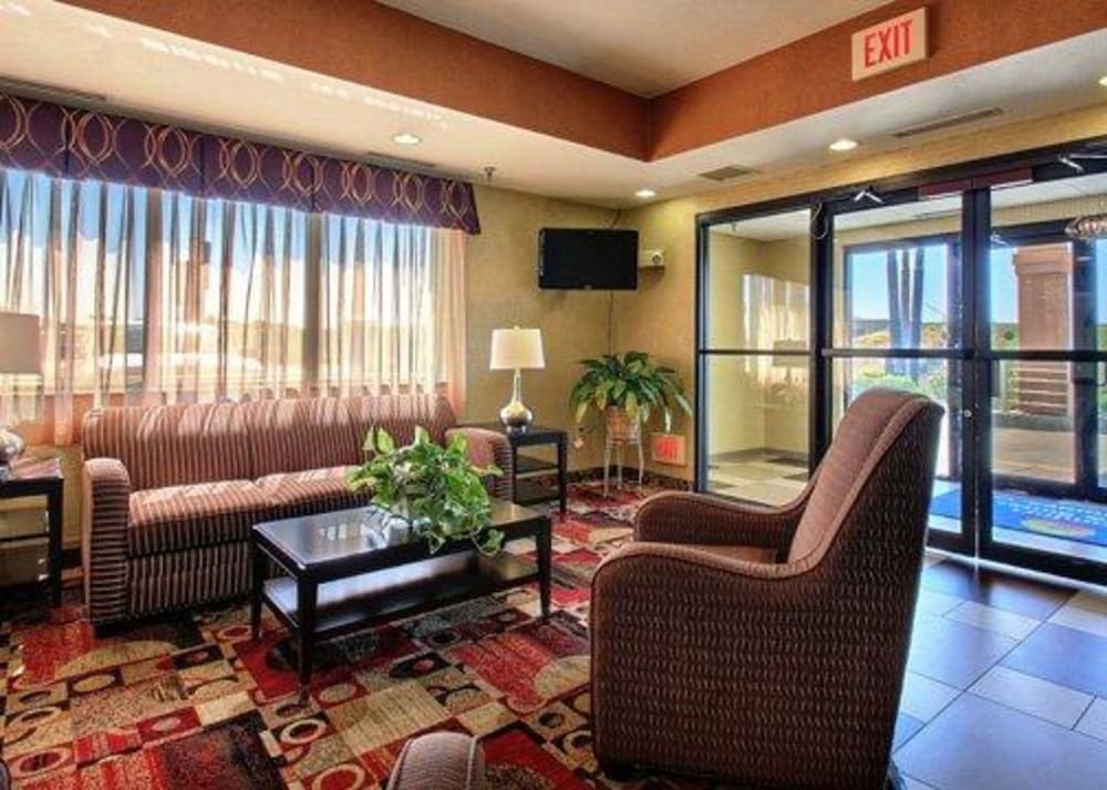 Quality Inn Des Moines North 18/27