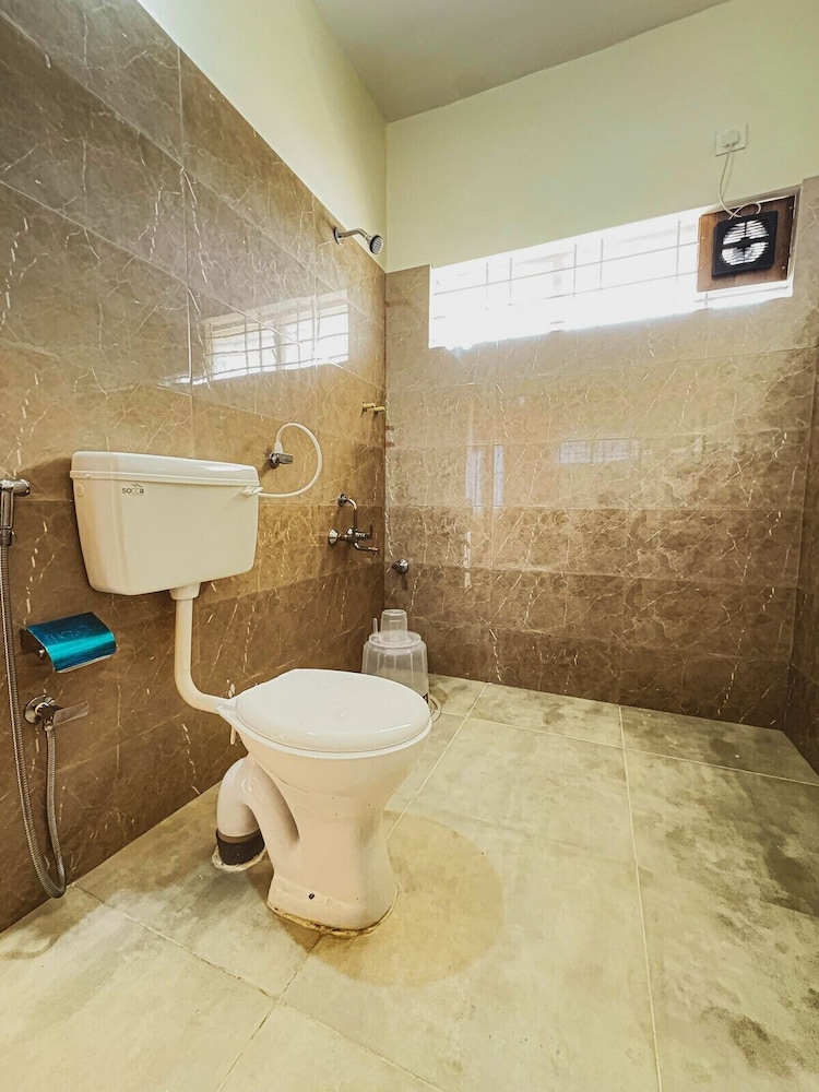 Sai Grand Villas and Hotel 49/50