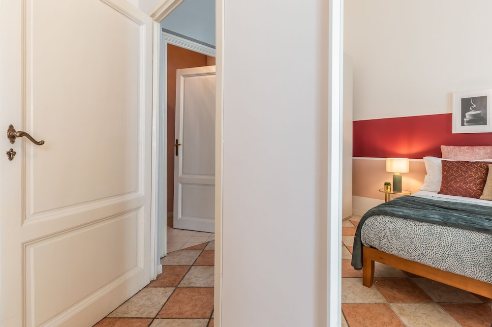 Wine Apartments Florence Pinot 14/47