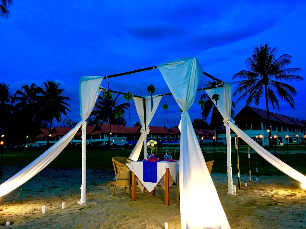 Le Menara Khao Lak 66/77