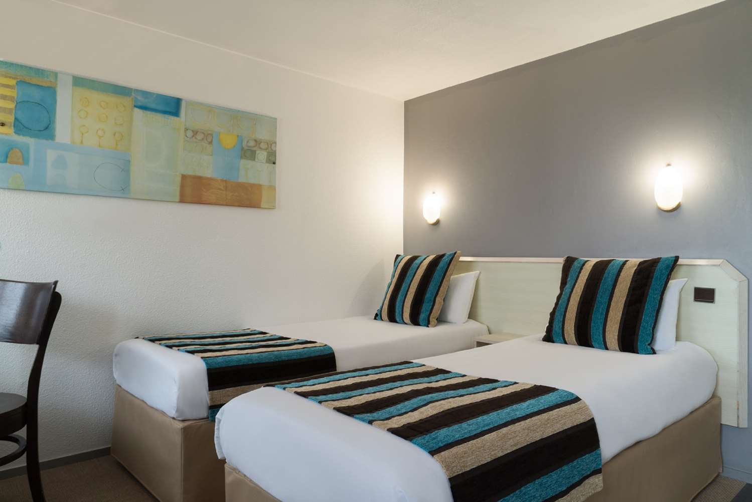 Sure Hotel by Best Western Biarritz Aeroport 6/23