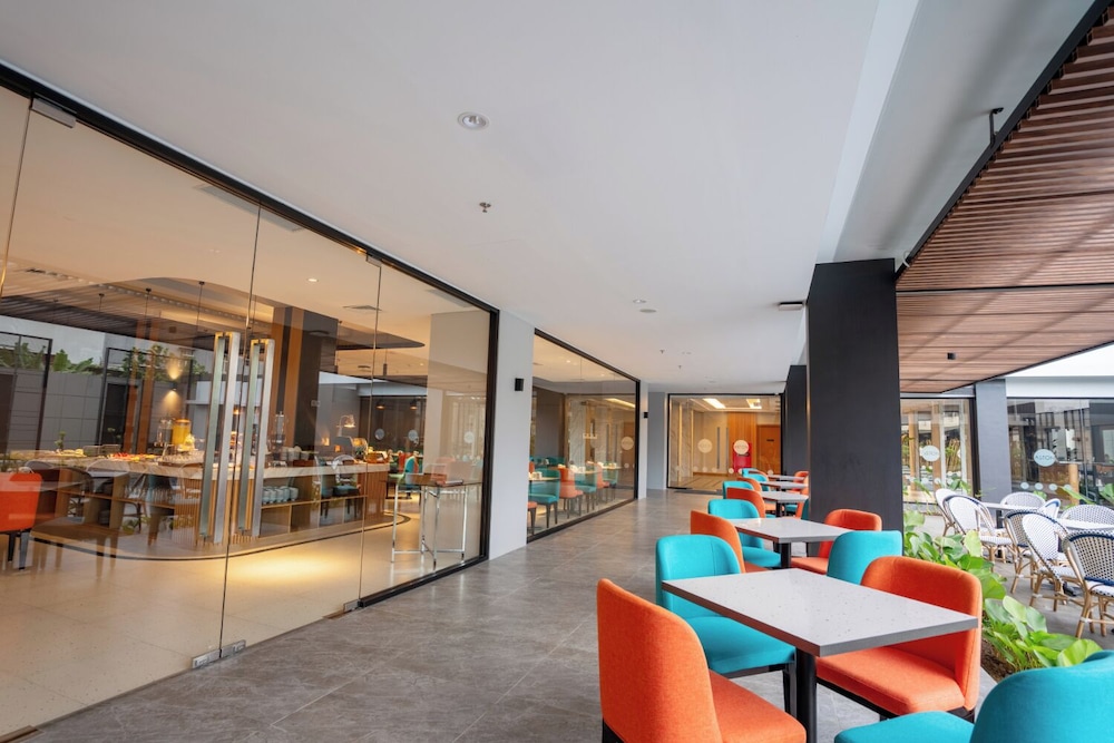 Aston Emidary Bangka Hotel and Conference Center 47/57