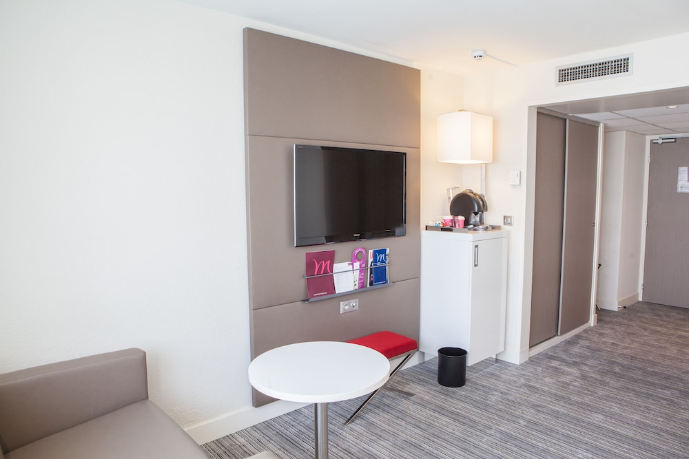 Mercure Lorient Centre Hotel 55/68