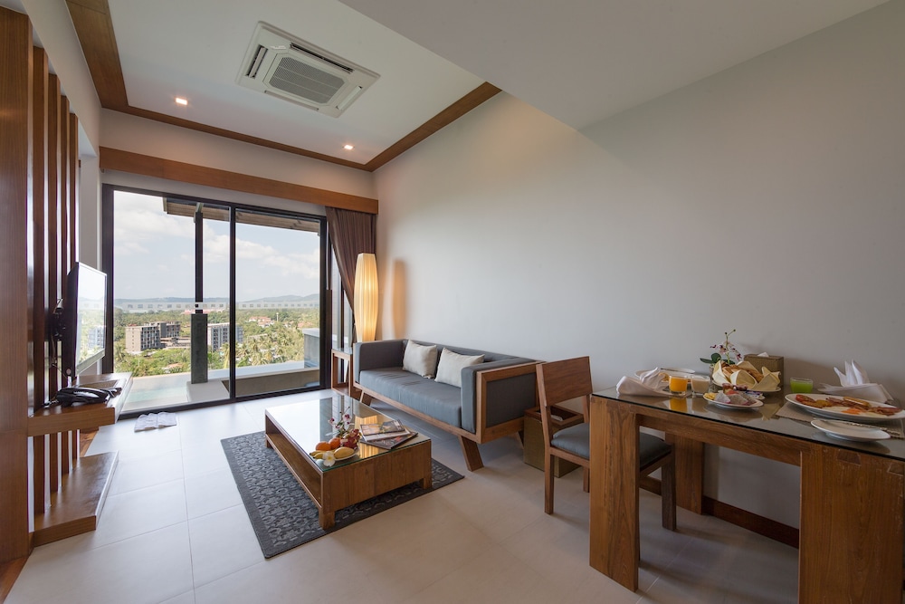 Andakiri Pool Villa 26/57