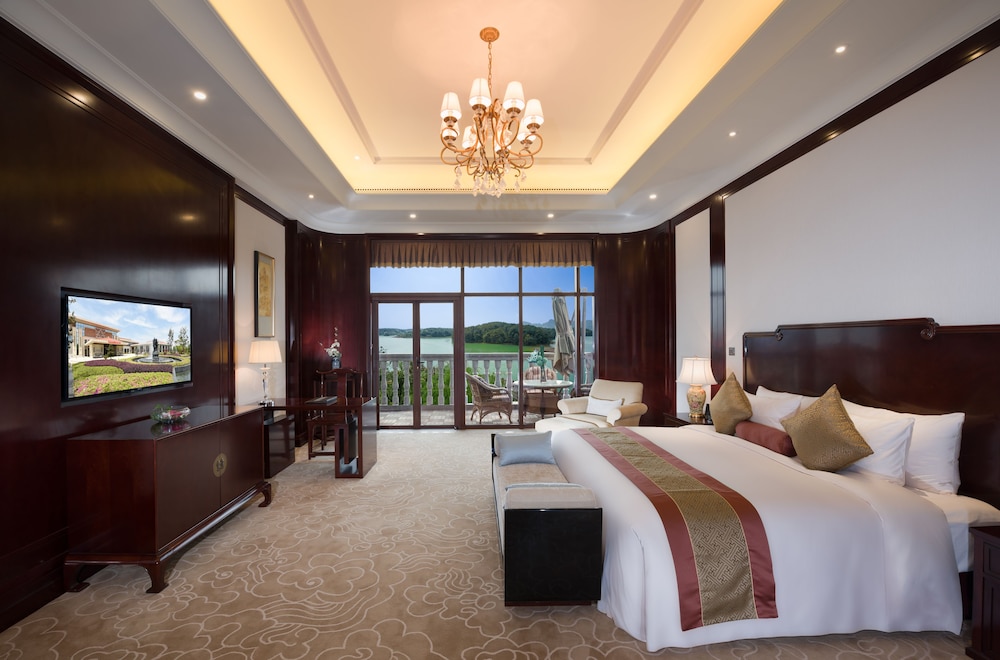 New Century Hotel Guian Guizhou 7/33