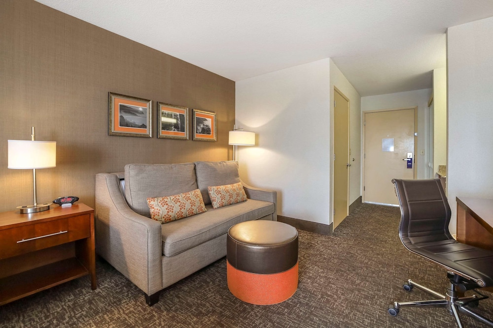 Comfort Inn Humboldt Bay 27/37