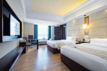 2 Bedrooms, Family Suite, Twin Beds, 2 Bathrooms