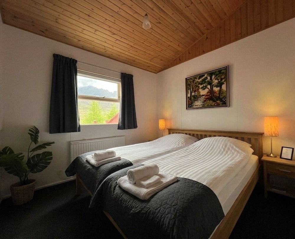 Engimýri Guest House 10/50