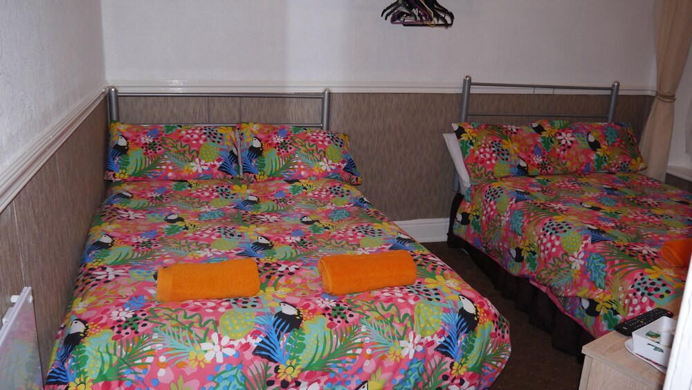 Hornby House Hotel 19/25