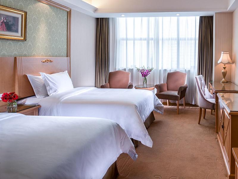 Vienna International Hotel Shenzhen Longhua Center 17/34