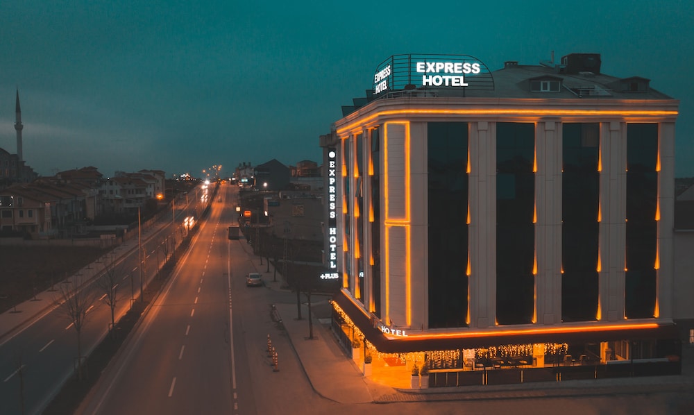 Express Plus Hotel photo5