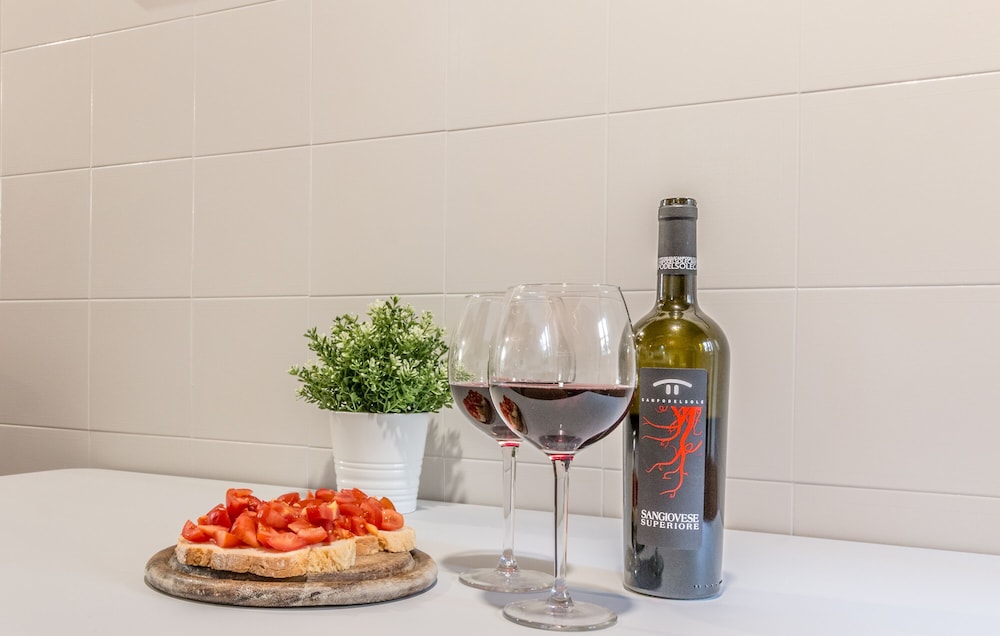 Wine Apartments Florence Sangiovese 19/40