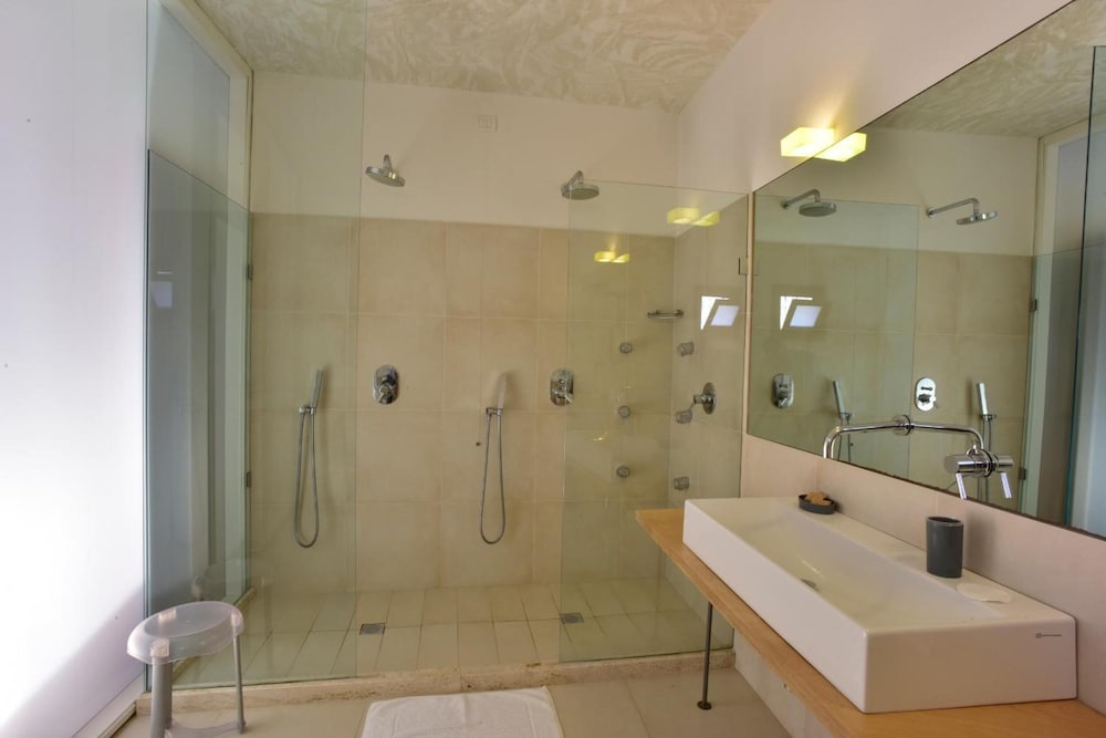 CAVE BIANCHE HOTEL 13/45