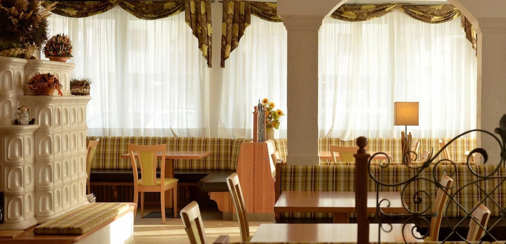 Hotel Canada 17/37